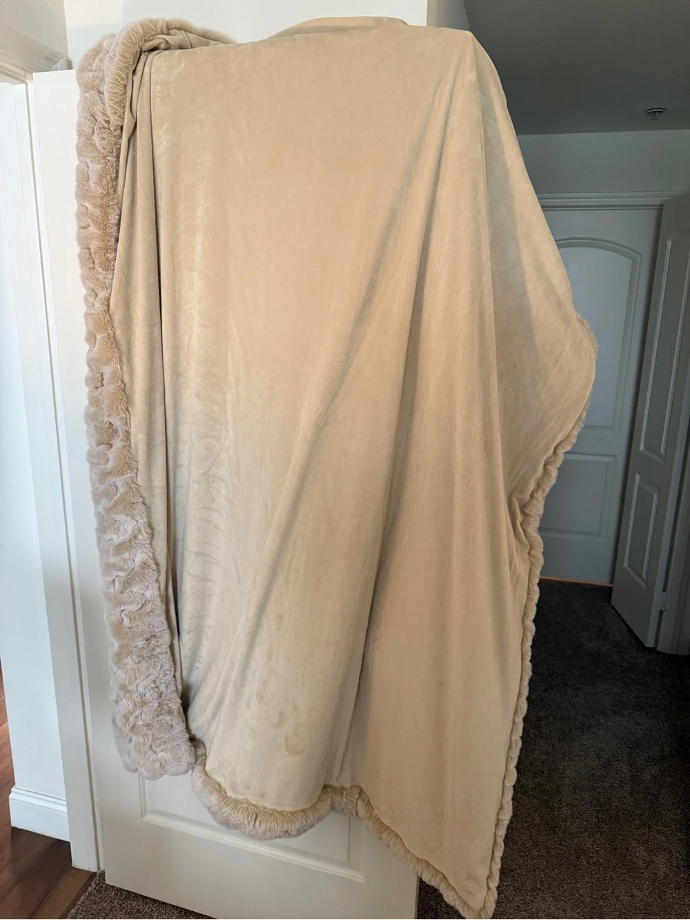 Anthropologie Luxe Faux Fur Throw Blanket